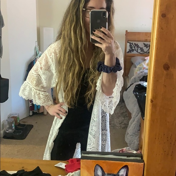 Cover up - Picture 2 of 2